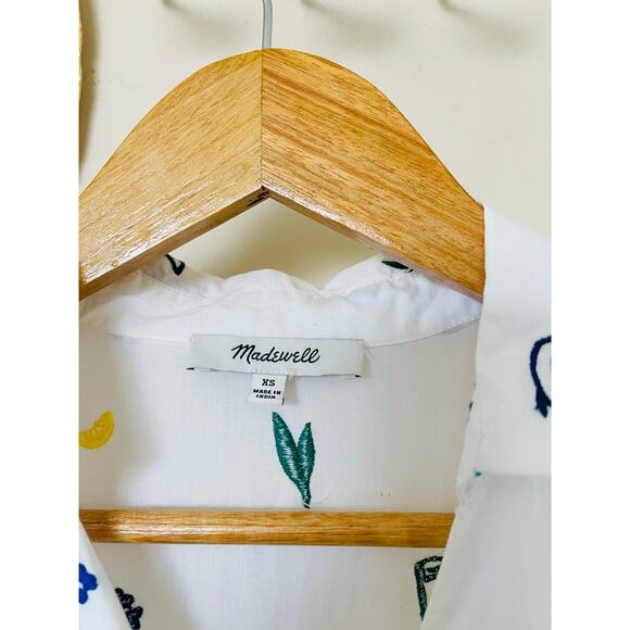 Madewell Summer Friday Embroidered Courier Button-Back Shirt - Picture 6 of 6